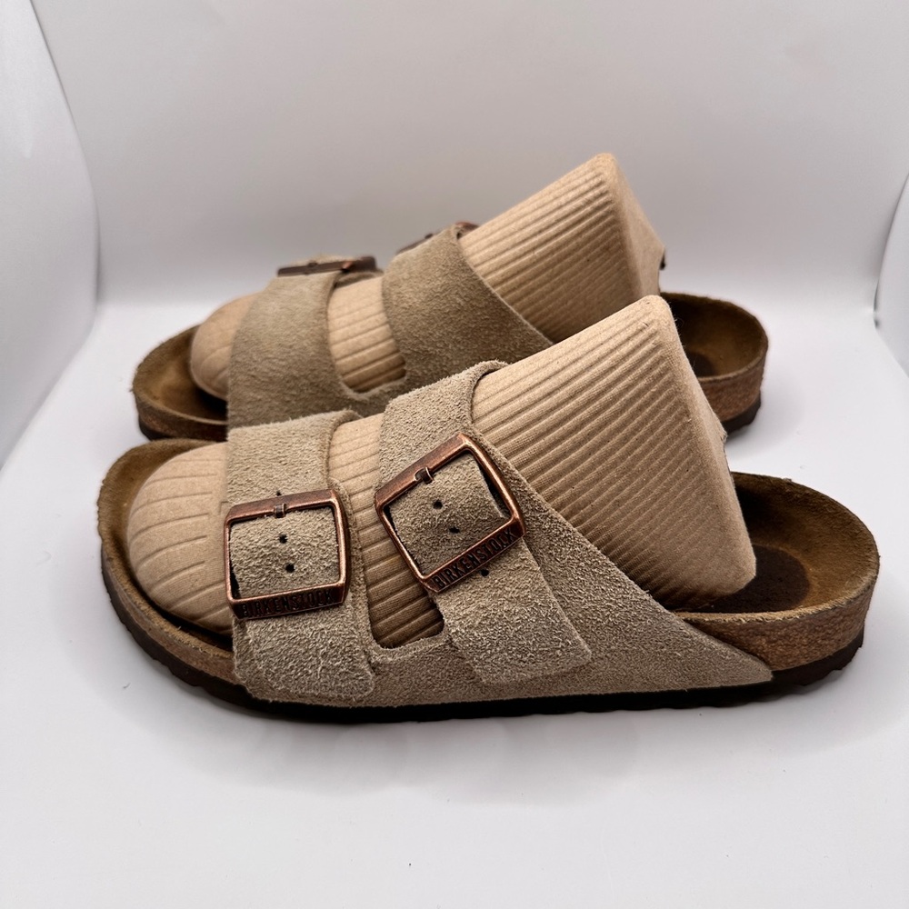 Birkenstock Arizona Sandals Taupe Suede Soft Footbed Women’s Size US 7/7.5 Eu 38